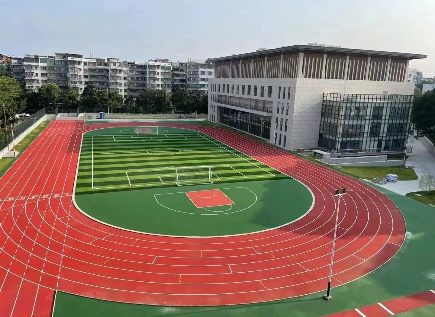 广州市学校塑胶跑道塑胶篮球场 - 厂家
